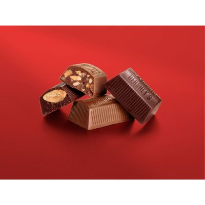 HERSHEY'S NUGGETS Assorted Chocolate Candy (145 Pcs)