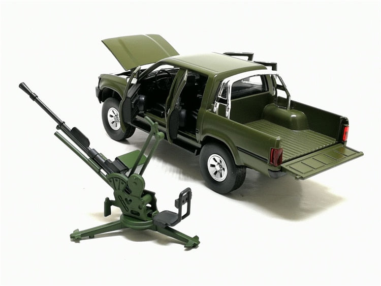 Toyota Hilux Pick up Truck With Anti-tank Gun Diecast Metal Model Car Toys Sound Lighting For Kids Gifts With Box